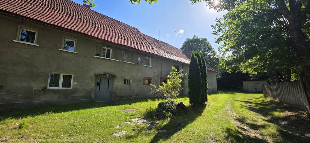 Bez pośredników!! Wydzielona 1/2 domu z budynkiem gospodarczym 199m² i działkami – Chwaliszów