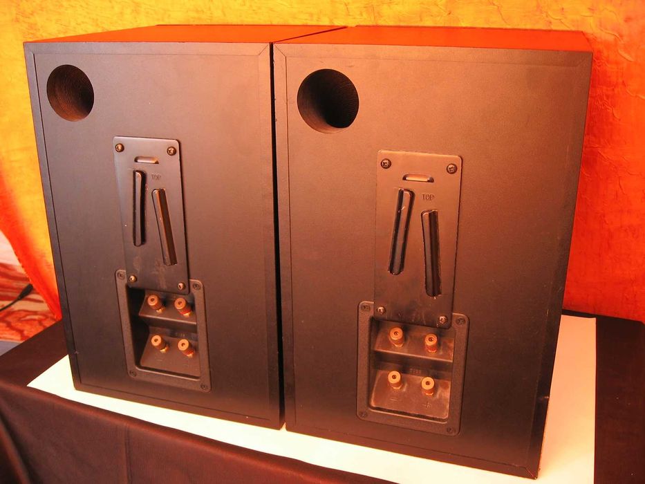 CANTON Kolumny głośnikowe Bi-Wiring solidne,cieżkie,maskownice,wieszak