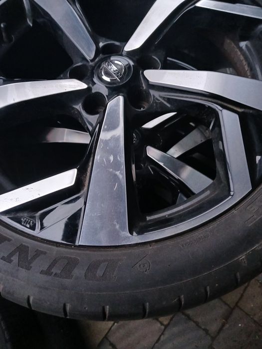 Продам титани на нісан r19