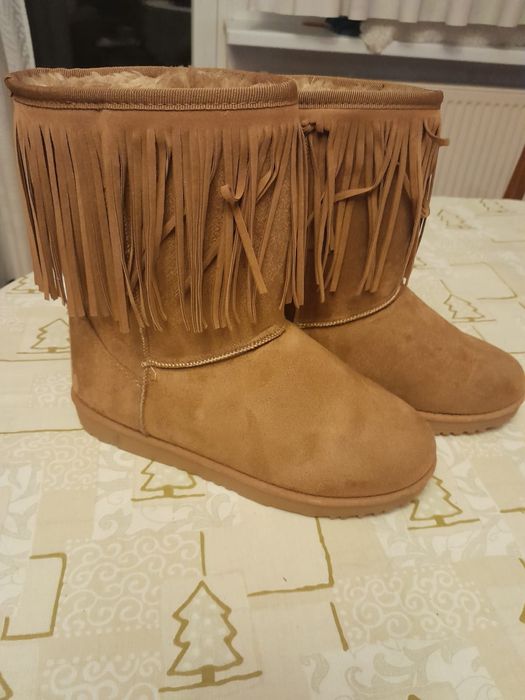 Buty zamszowe damskie