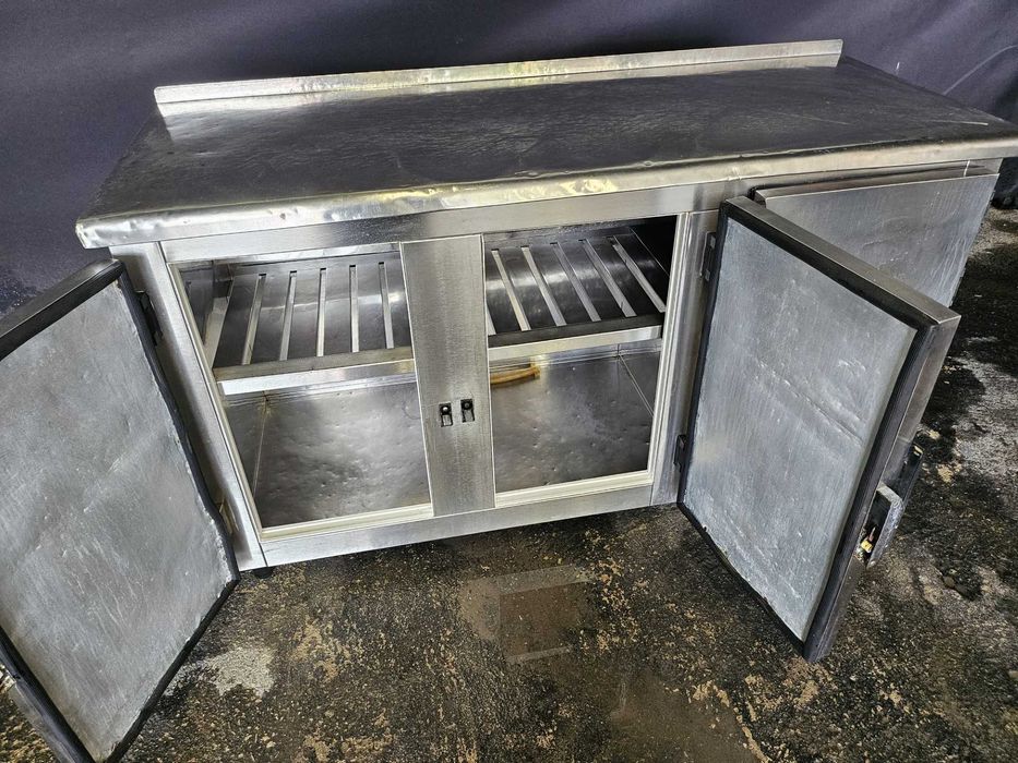 Bancada refrigerada em inox