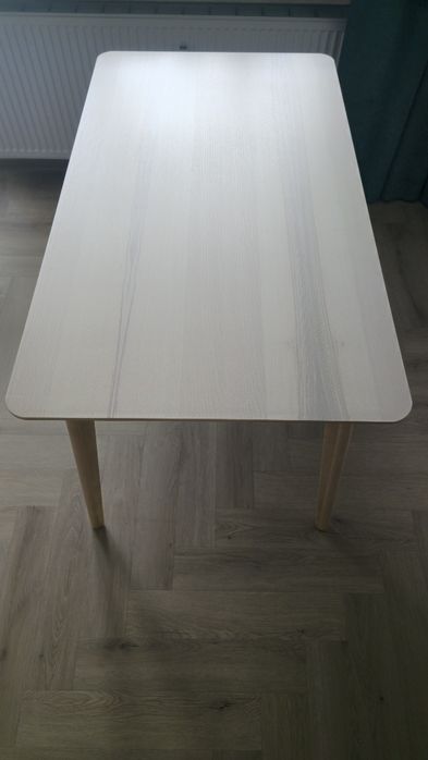 Stół Ikea LISABO