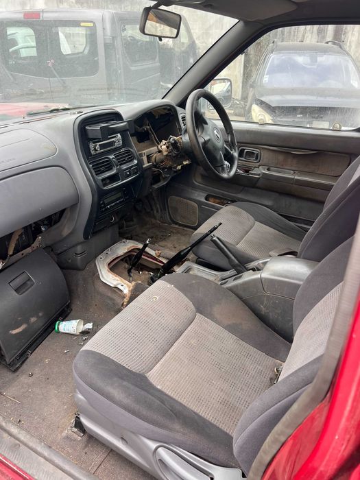 Nissan Navara D22 2.5 Para peças
