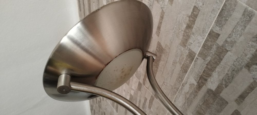 Candeeiro de pé com regulador intensidade
