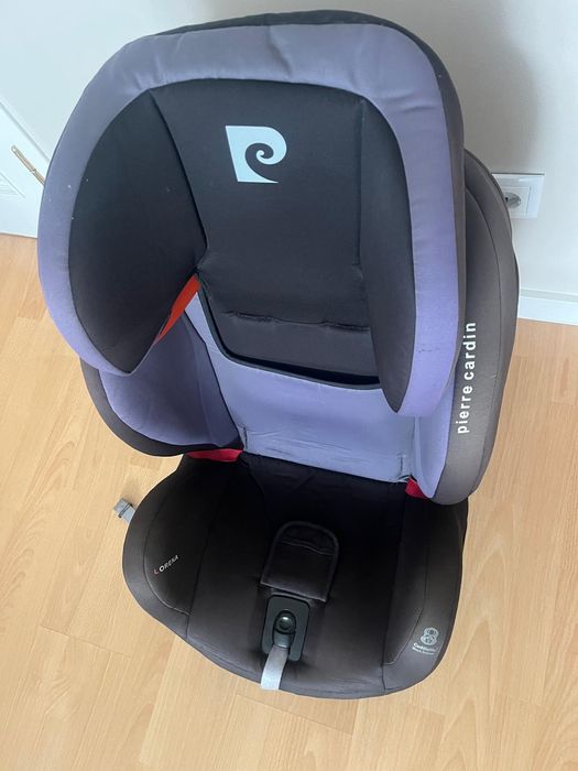 Cadeira auto Pierre Cardin - impecável