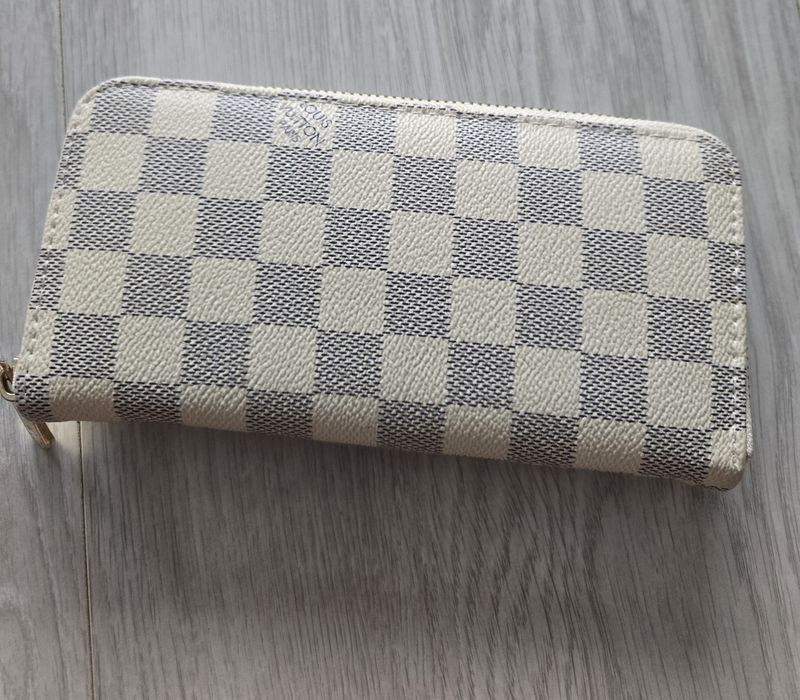 Louis Vuitton klasyczny jasny portfel