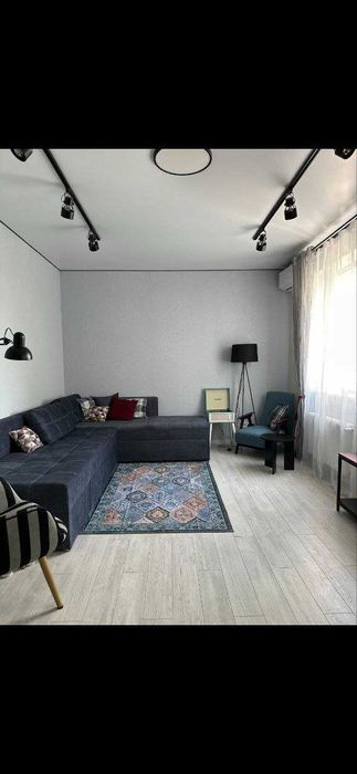 2к з ремонтом в центрі міста.Держ програми - сертифікат