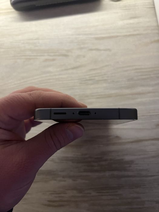 Smartfon Samsung Galaxy S24 FE 8/128GB