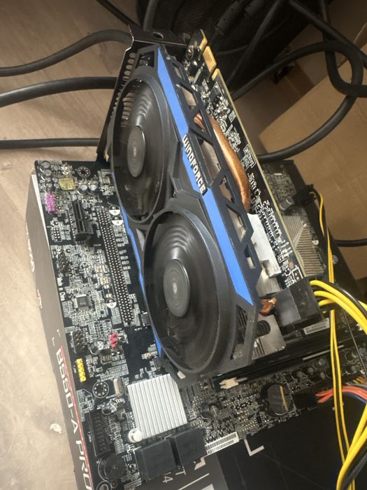 Karta graficzna nvidia geforce gtx960 2GB windforce