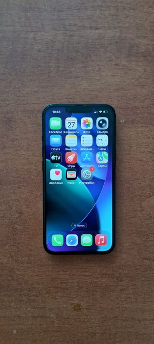Продам iPhone 13