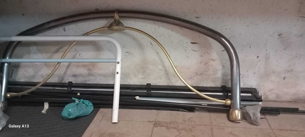 Aparador com 6 gavetas