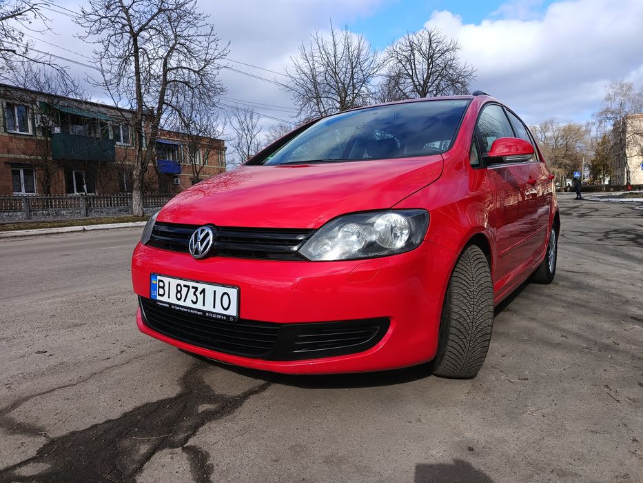 Volkswagen Golf+ 6 Гольф 2011 року 1.6 mpi Нефарбована Гарний стан