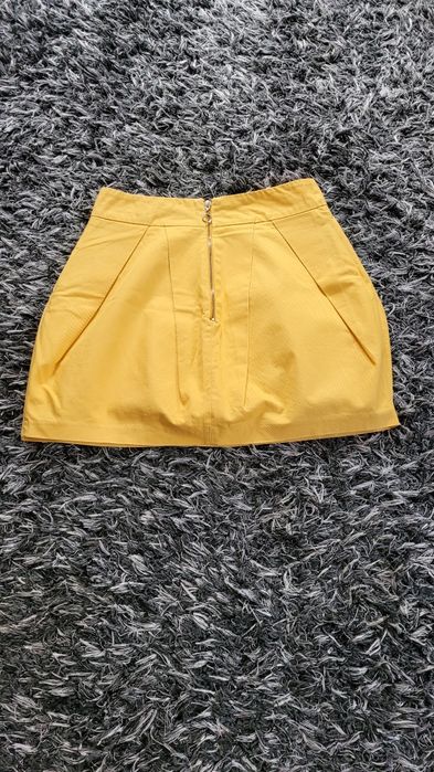 Żółta spódniczka Mohito