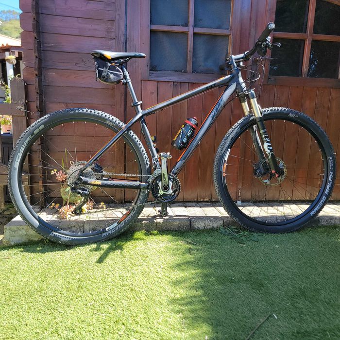 BTT KTM race action 29