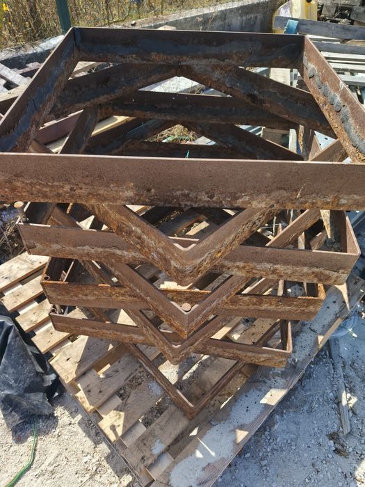 Bordadura Arvores em ferro