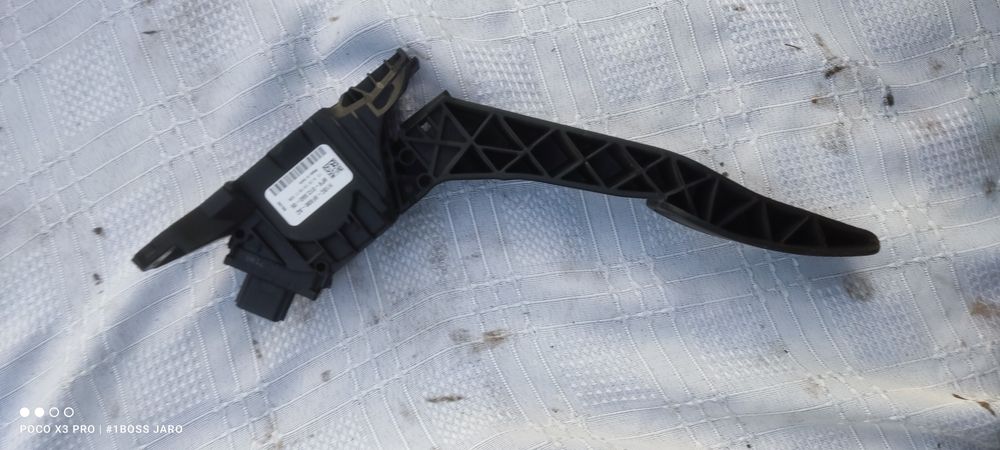 Ford EcoSport Fiesta pedał gazu