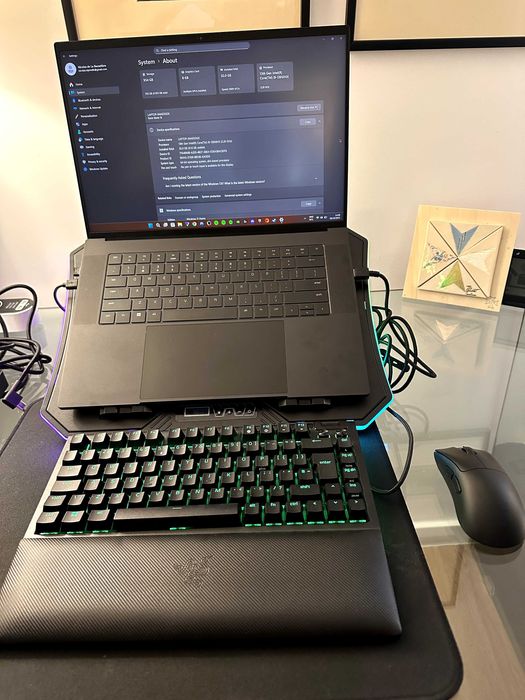 Razer Blade 16 + Keyboard + Mouse + Cooling Platform + Backpack - PACK