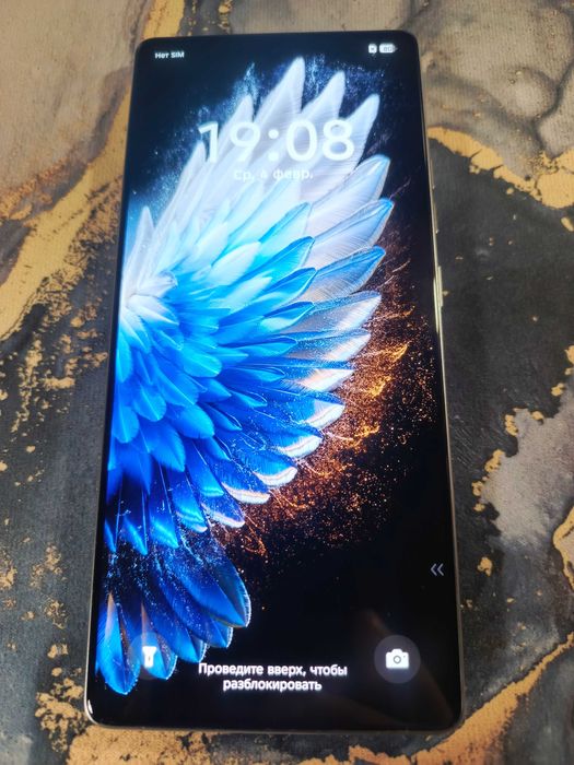 Продам Tecno Camon 40 16/128gb . цвет серый в идеале .