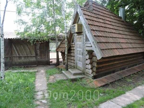 Продаж садиби: 1078 кв.м. будівель, понад 60 га с/г землі
