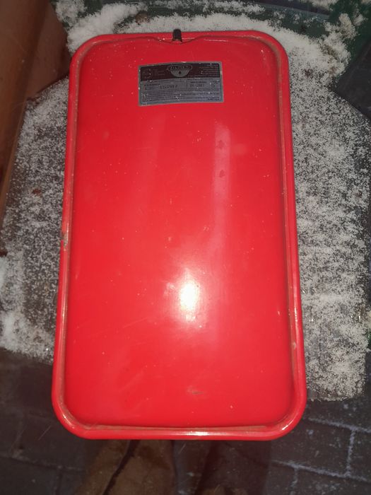 Бак розширювальний на 5л