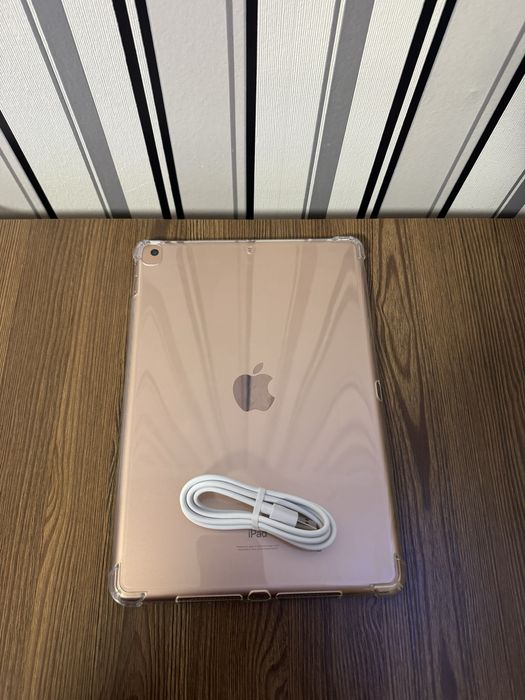 Apple IPad 8 Gen. 32 Gb. Wifi. Gold. IOS 26