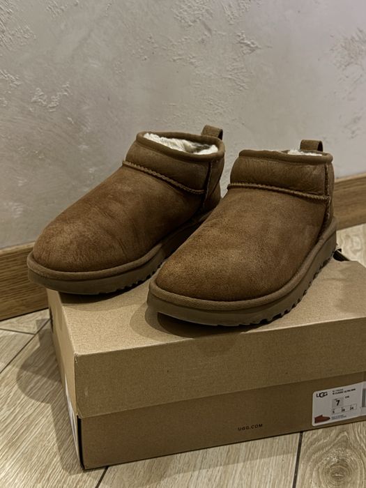 UGG clasic mini original