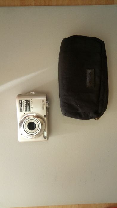 Aparat cyfrowy "Nikon" Coolpix l22