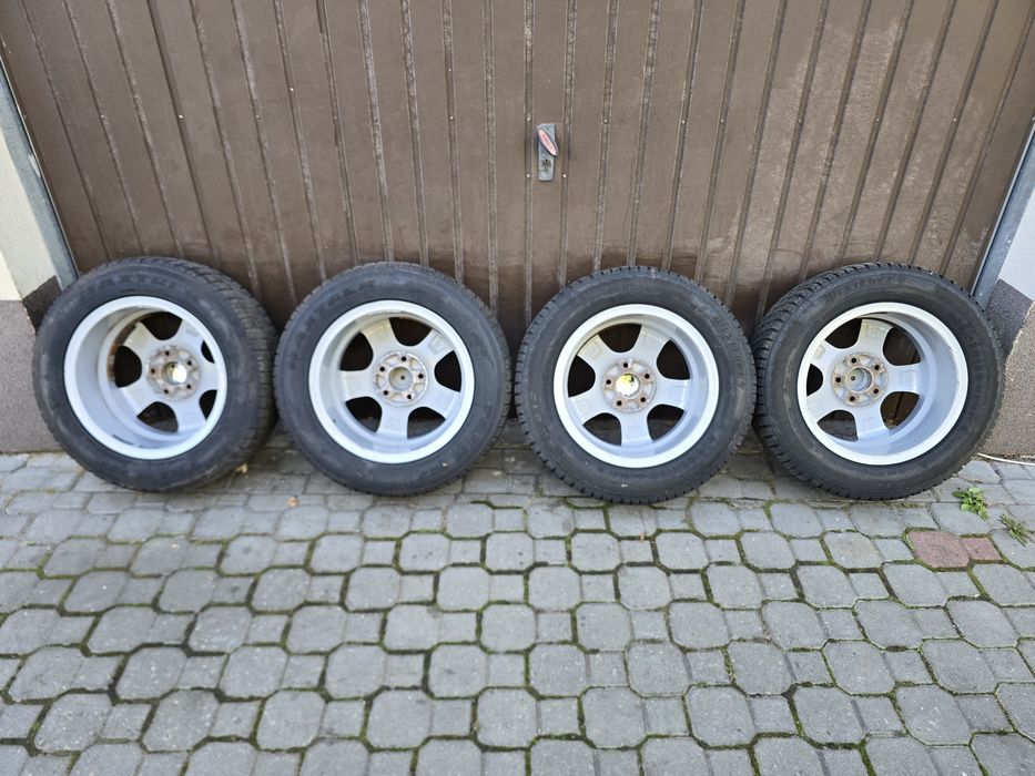 Felgi z oponami 205/65R16C Renault Trafic II 5x118 Opel Vivaro Nissan Primastar