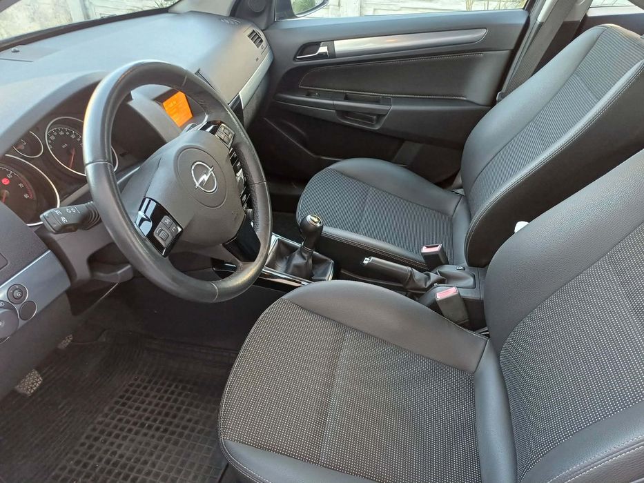 Opel Astra H 2009