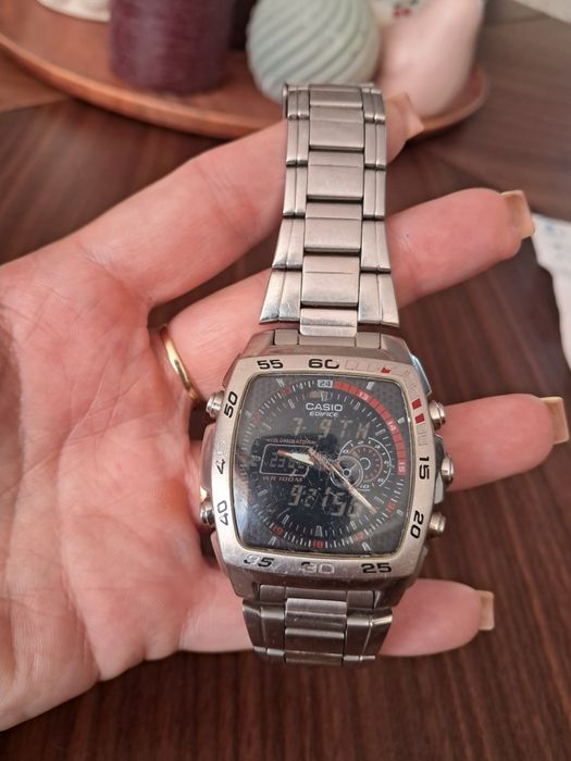 Zegarek casio efa 122