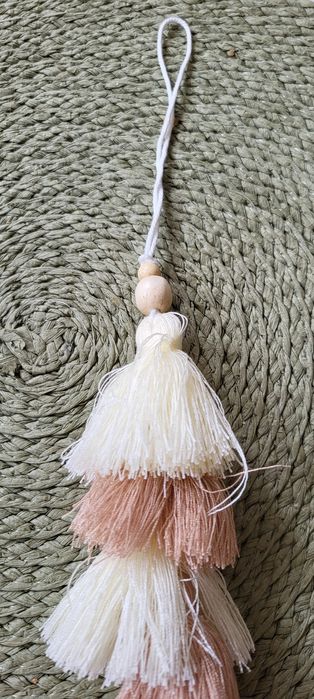 Ozdobny pompon pasmanteryjny