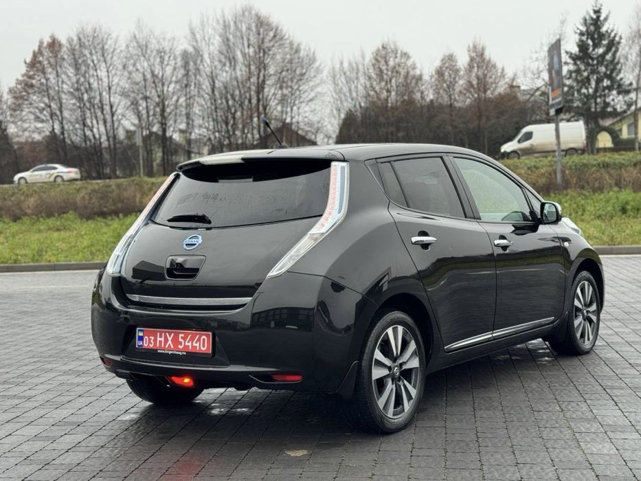 Nissan Leaf Tekna 24 kWh 11/12 Електро Авто