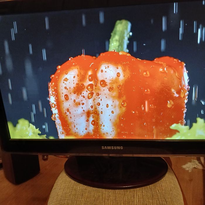 Телевізор монітор до ПК + HDMI кабель