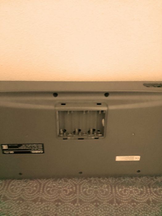 Mini órgão Casio SA-77