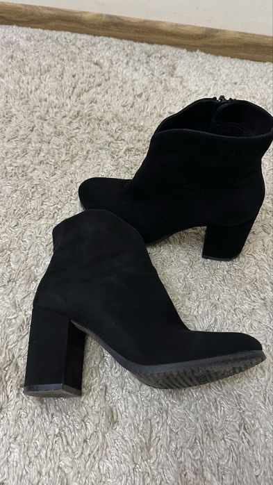 Жіночі ботильйони