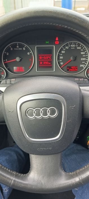 Audi A4 B7  1.8T sedan BSB