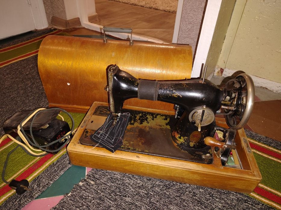 Швейная машинка ПМЗ электро