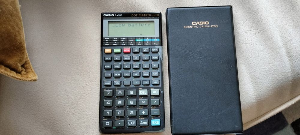 Calculadora científica Casio FX-4500P