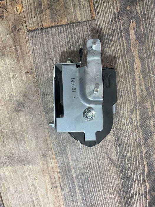 Сирена штатної сигналізації Toyota RAV 4 2013-2018 8904042011 / 2370005821