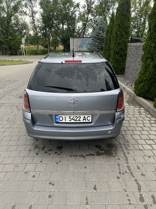Продам opel astra h 2005
