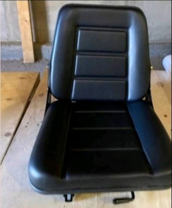 Сиденье, сидіння навантажувача , трактора, універсальне.