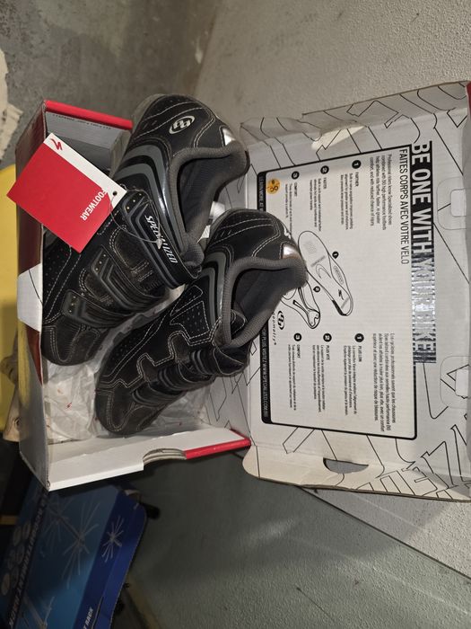 Sapatilhas mais pedais