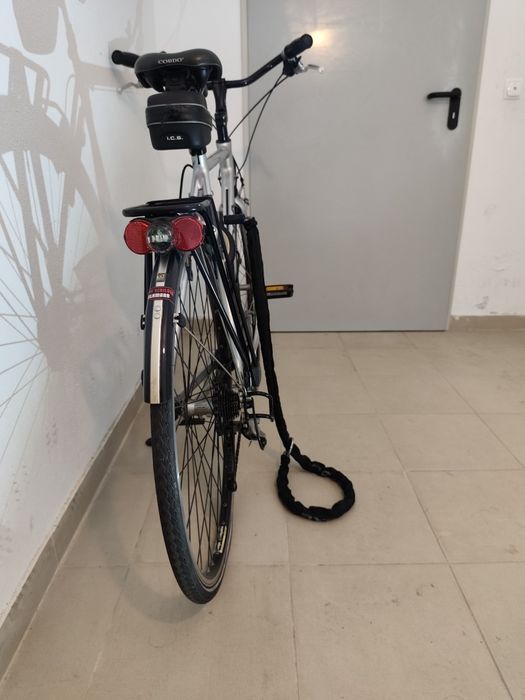 Bicicleta estilo pasteleira, marca: Koga