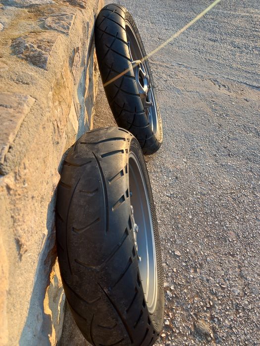 Jantes e pneus Bmw gs 1200