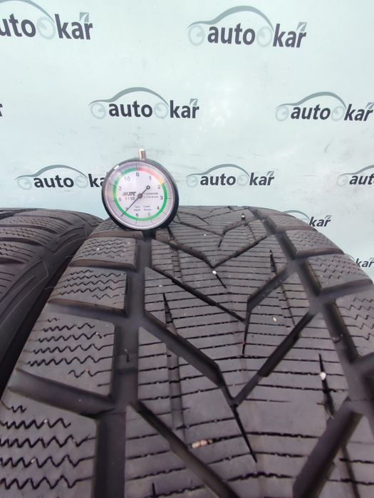 шини зимові 225/45R17 Vredestein