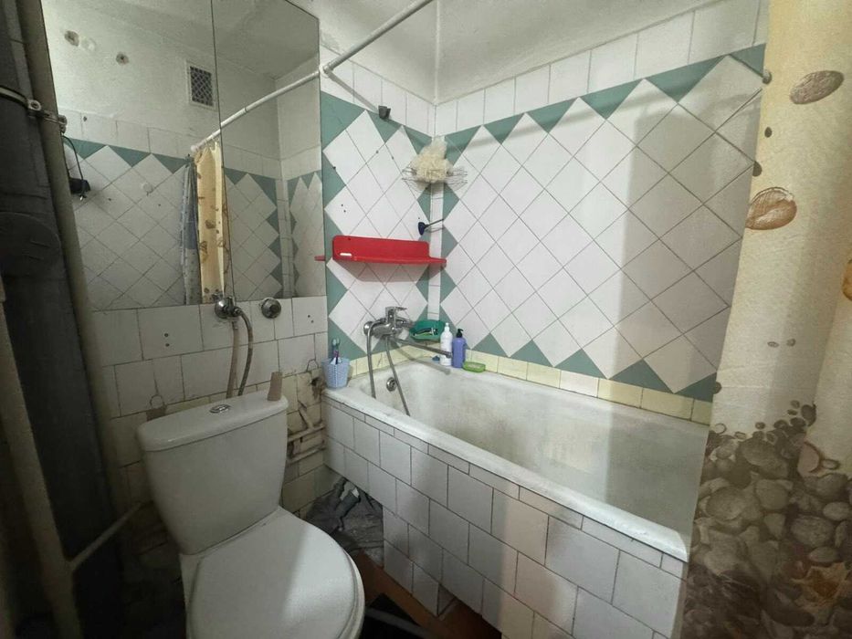 Продається 2-кімнатна квартира на Ближньому Замості