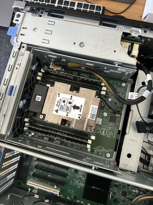 Dell Precision T7820 Tower 2022 року