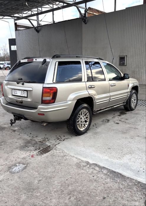 JEEEP Grand Cherokee