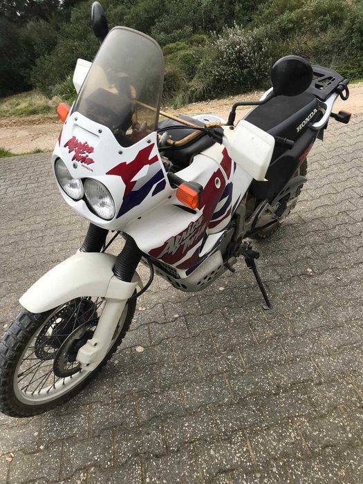 Honda África Twin 750