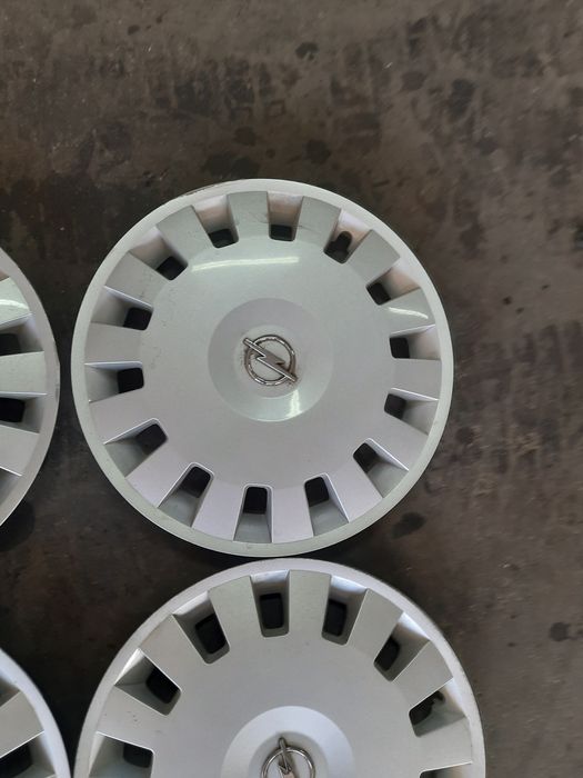 (106) Kołpaki 15" - Opel